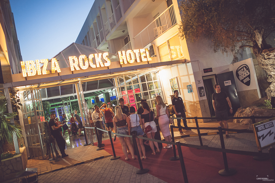 W.A.R! - Ibiza Rocks - Example and Shift K3y - Luke Dyson Photography Blog